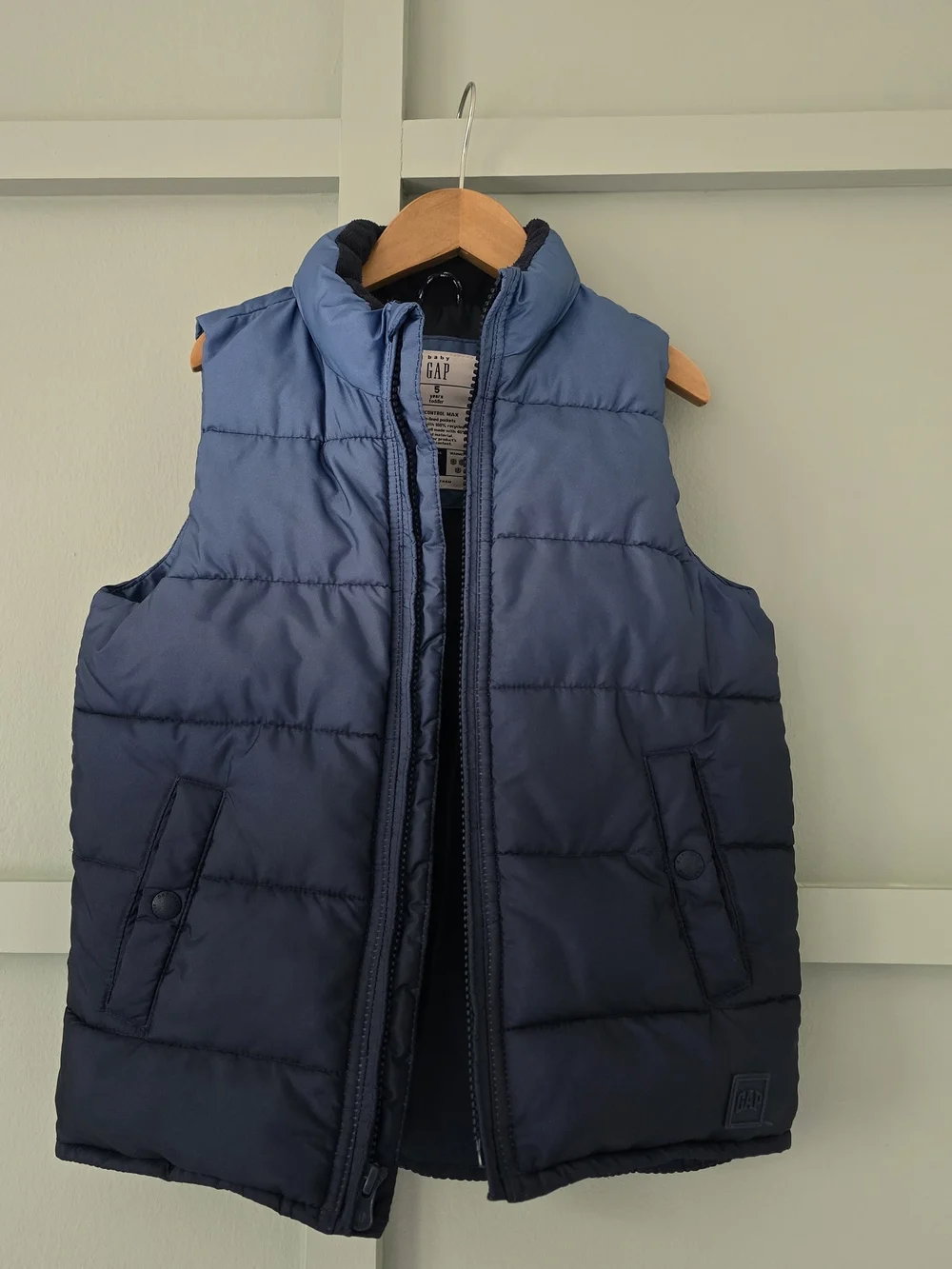 Gap Kids Ombre Navy Blue Puffer Vest - Lightweight,warm Layering 5yrs